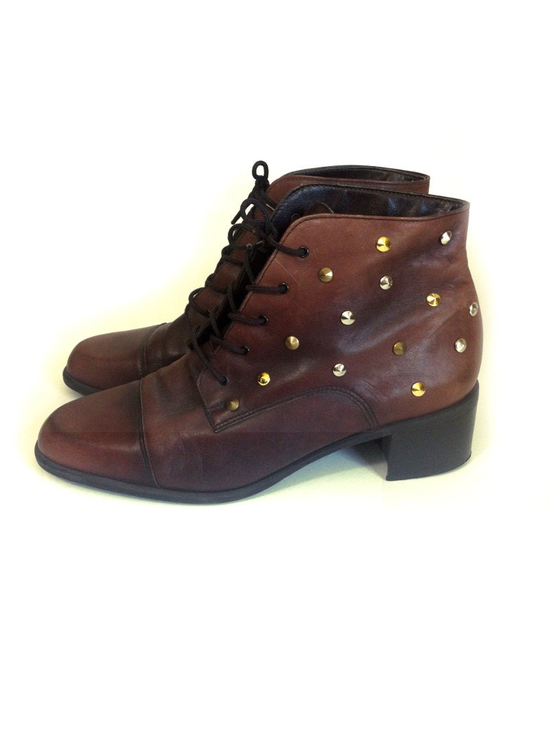 Vintage Toffee Brown LEATHER Gold/ Brass/ Silver STUDDED Heeled Ankle GRUNGE Boots Womens Size 8.5 Granny Boots