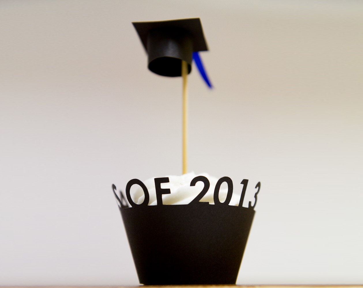 Graduation Cupcake wrappers and toppers - Set of 12 Il_170x135