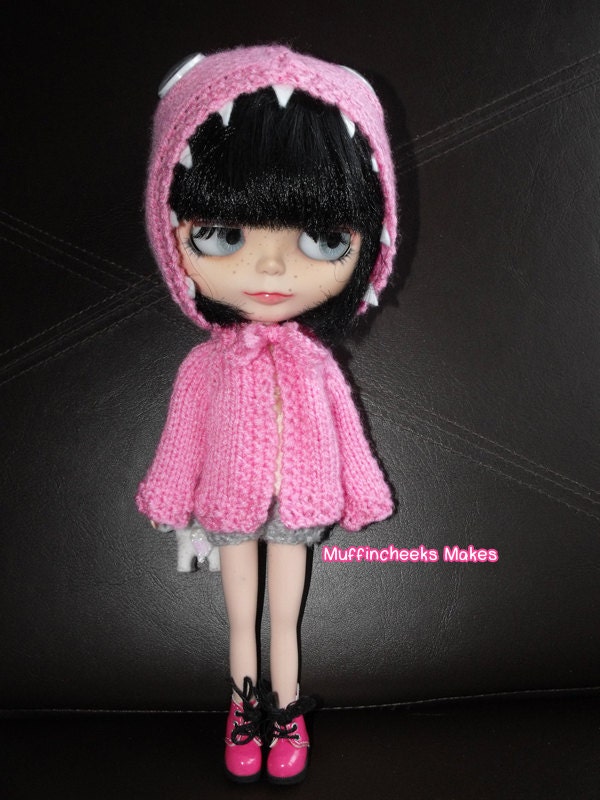 Blythe & friends Miss sharkey hooded cardigan