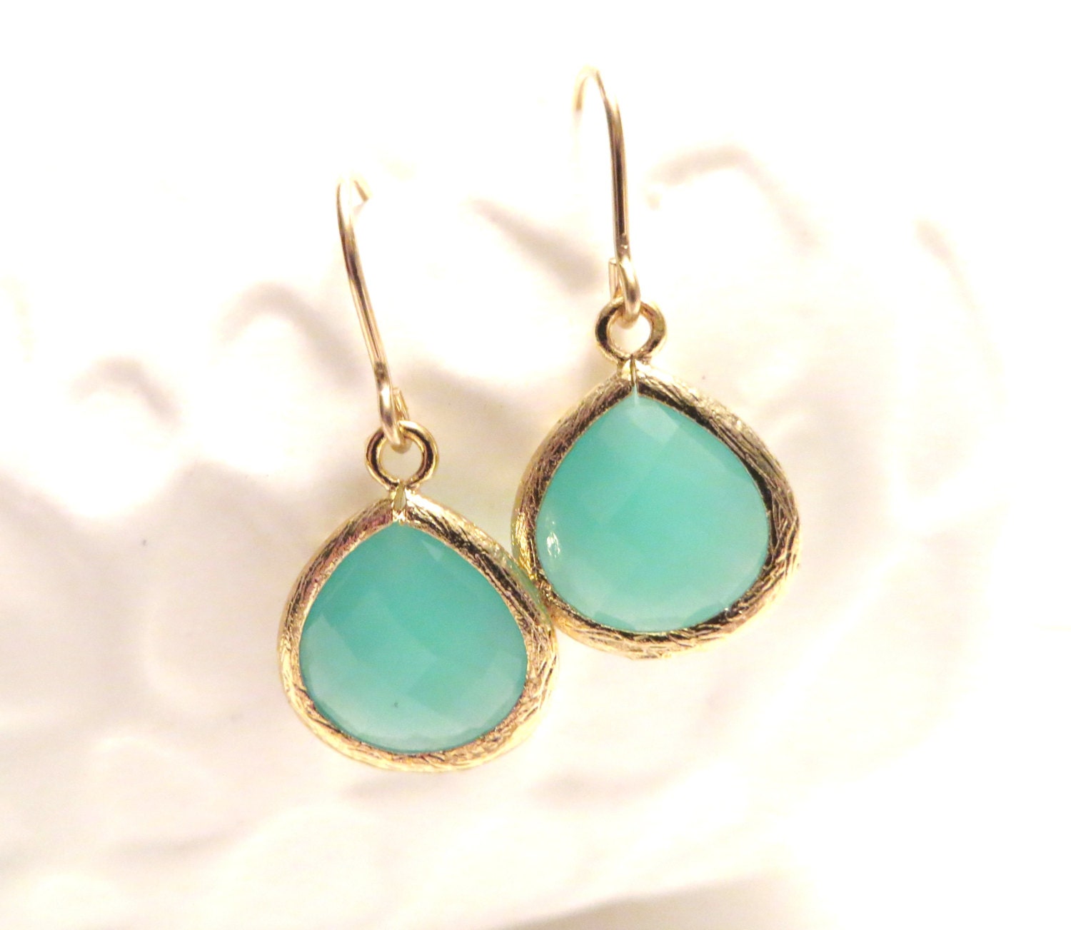 Aqua Mint Earrings Gold Earrings Aqua Drop Earrings Mint Bridesmaid Earrings Summer Jewelry Summer Ocean Mint Wedding Jewelry