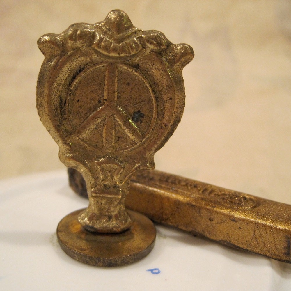 Sealing Wax Stamp: Vintage Peace Sign Design Sealing Wax Correspondence Stamp Envelope Seal Letter Writing Craft Tool