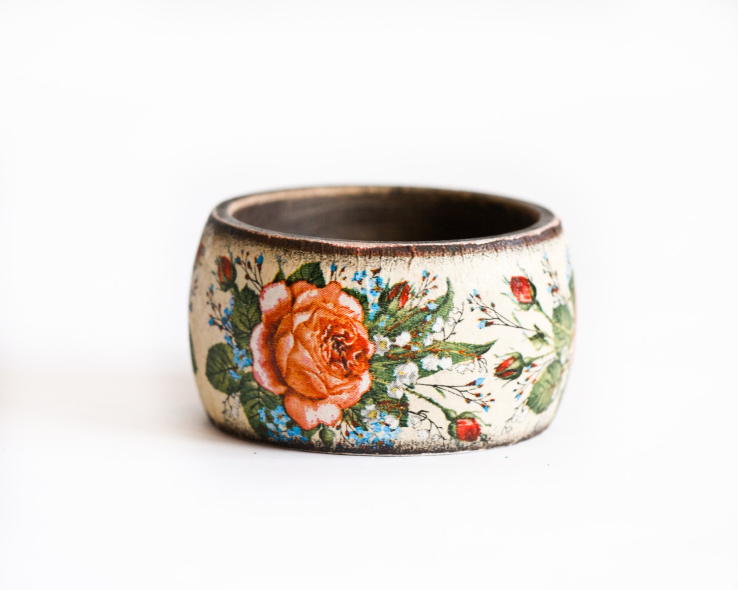 Shabby Chic Bangle, Rustic Bangle, Red roses Bracelet, Mother's day gift, Statement jewelry