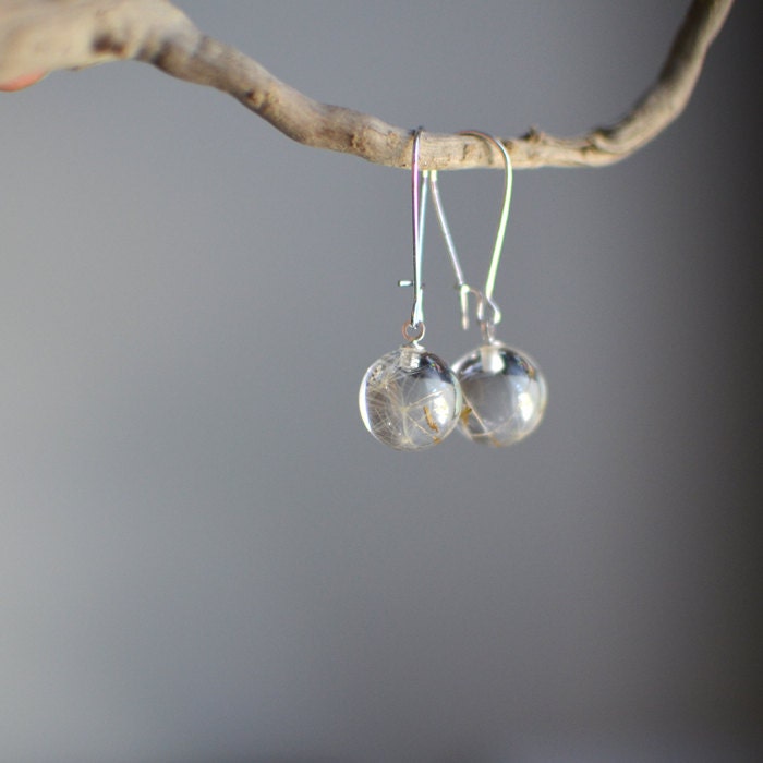 Dandelion Seeds Clear Resin Orb Earrings - Make a wish - nature garden lover gift
