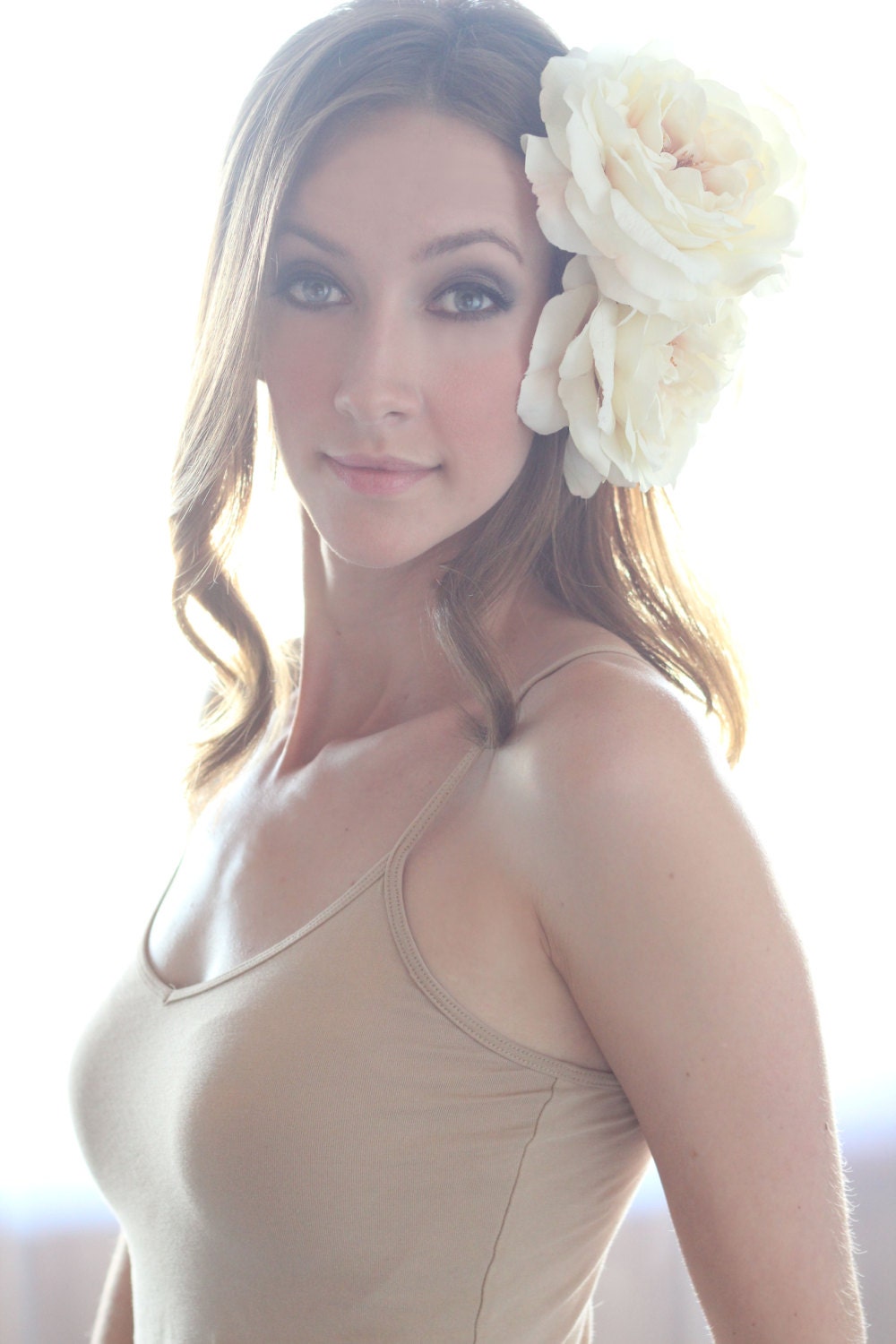Ivory Fascinator Set, Photography Headpiece, Large Flower Fascinator, Oversized Flowers, Bridal Hairpiece - POLLY