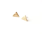 NEW Gold Triangle Abode Studs / tribal brass stud earrings, hammered stripes / 14k gold fill post / minimal everyday jewelry