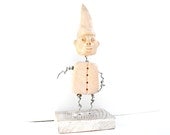 Wire art sculpture. Wire figure ( home decor ). Wire sculpture - Free shipping .