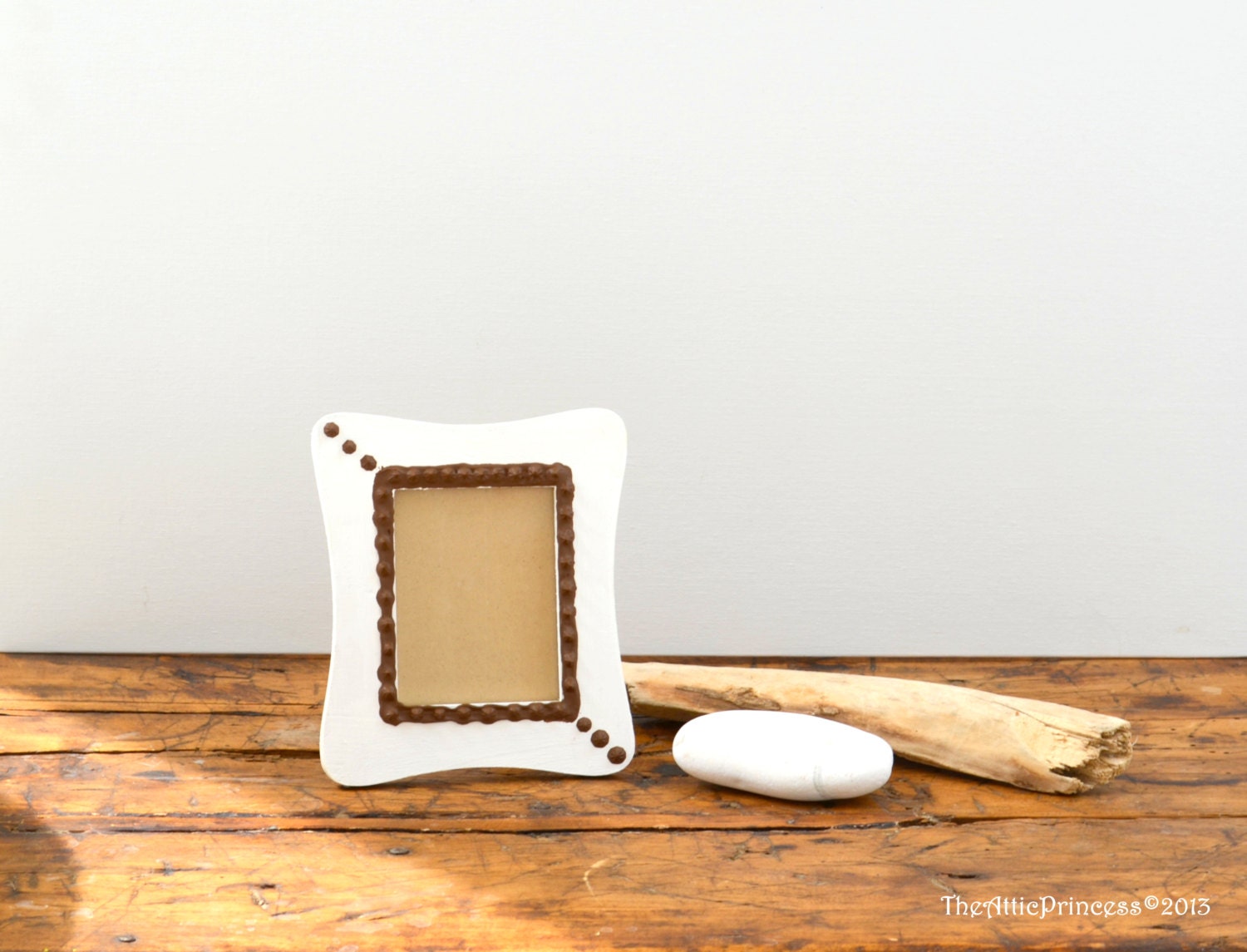 Chocolate chip wood photo frame, spring summer home decoration