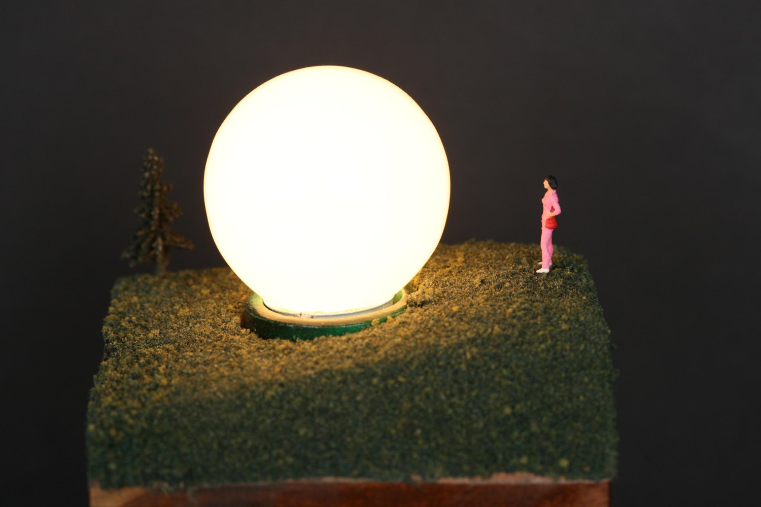 Ends of the Earth Lamp