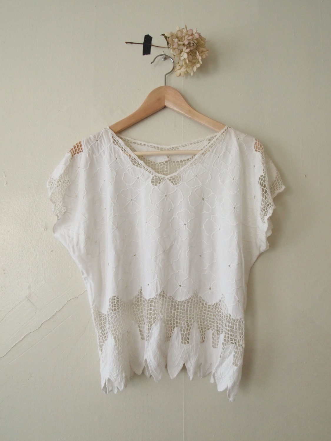 90s Feathers and Flowers Lace Blose