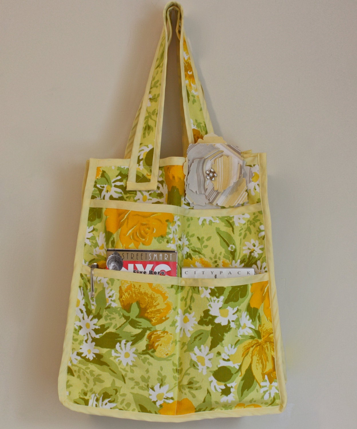 Aurora Multi-Pocket Vintage Floral Fabric Travel Tote