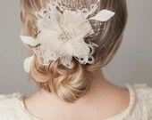 Bridal Hair Flower, Floral Hairpiece, Bridal Fascinator, Feather Fascinator, Bridal Floral Headpiece, Blush Hair Flower