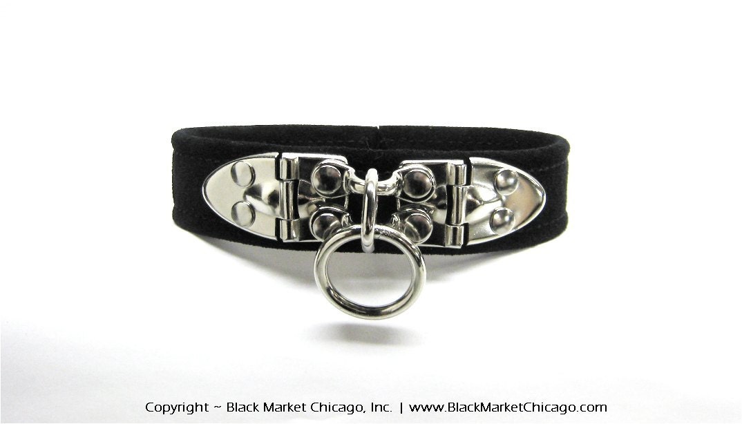 BDSM Slave Collar, Industrial Medieval Goth Steampunk Dual Hinge Single O-Ring, Lockable, Genuine SUEDE with Leather Straps