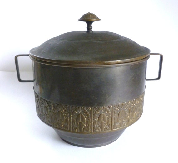 large-antique-english-brass-cooking-pot-with-lid-old-by-joeblake