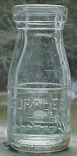 1927 Supplee Wills Jones Philadelphia, PA. , Half Pint Size Milk Bottle