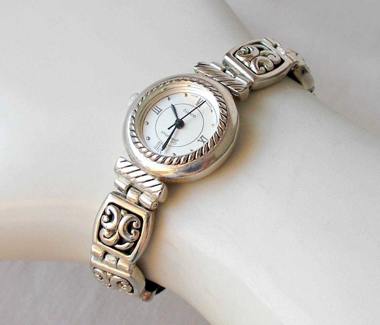 Womens Vintage Watch Silver Bracelet Style Geneva By Retrogroovie 