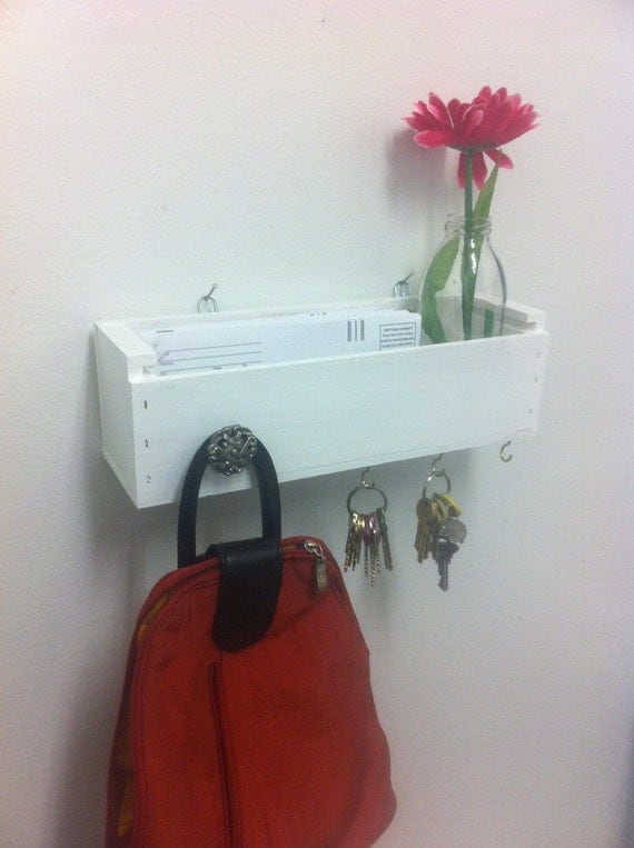 Wall Hanging Shelf Wood Box Organizer Key Holder by LoreNovedades