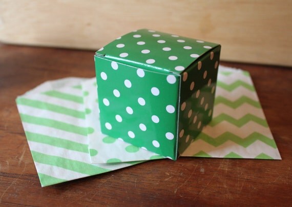Green Polka Dot Gift Box 2x2x2 set of 10 -- Favor Box Il_570xn