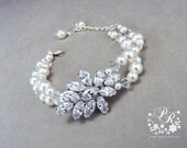 Wedding Bracelet Swarovski Pearls Bridal Bracelet Wedding Jewelry Wedding Accessory Bridesmaid bracelet Wedding Accessories