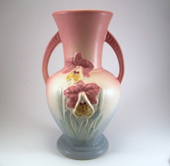 Items similar to Vintage Hull Pottery Orchid 10 1/2 inch Vase No. 303