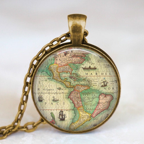 America vintage map pendant  North America South america map necklace,america  map  pendant, world map jewelry, US map jewelry