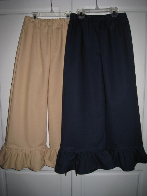 Pair Uniform NAVY and KHAKI Ruffle Pants Girls 6 7 8 Years Pair Uniform NAVY and KHAKI Ruffle Pants Girls 6 7 8 Years