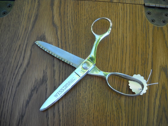 Vintage Wiss Pinking Shears, Scissors, Four Inch Blade