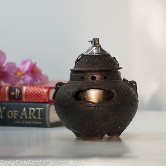 Incense Burner with a Lighter / Cast Iron by CozyTraditions