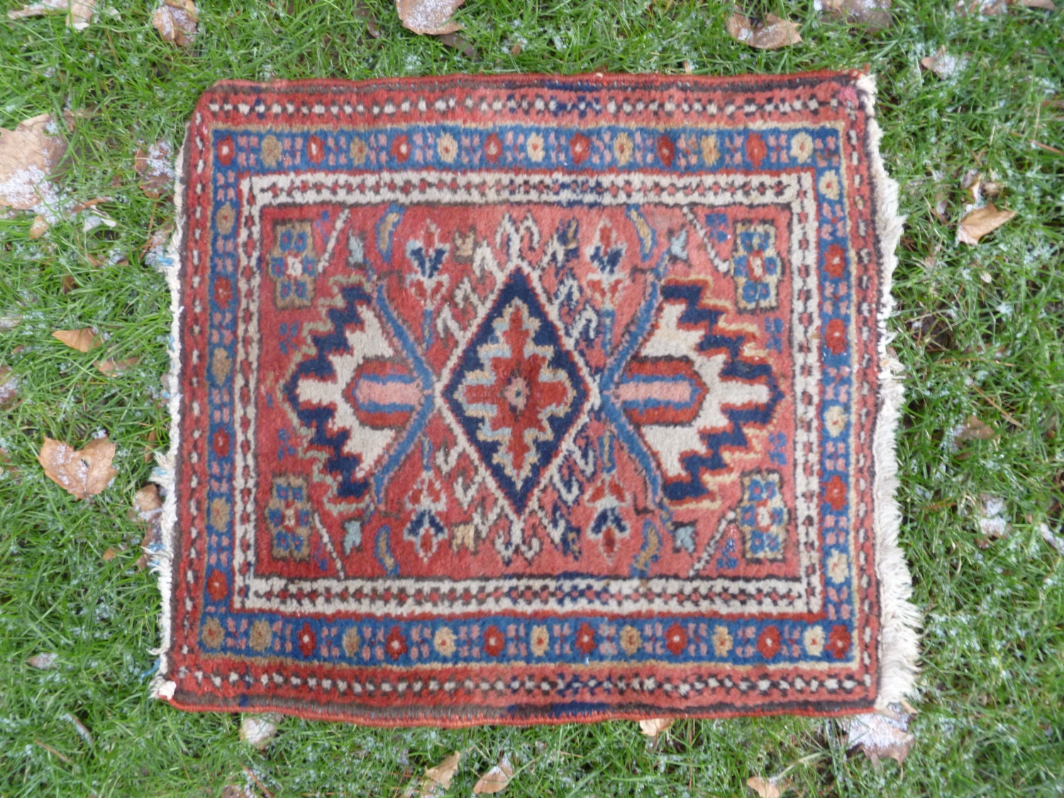 Popular items for HAND KNOTTED RUG on Etsy