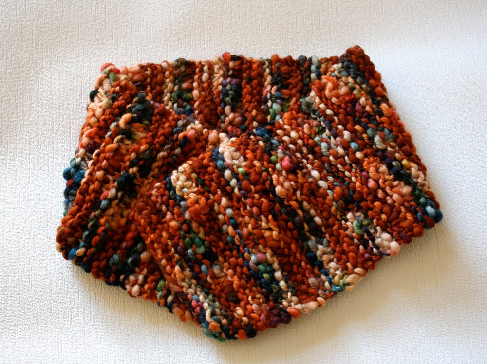 Knitted Wool Scarf in Wave Pattern