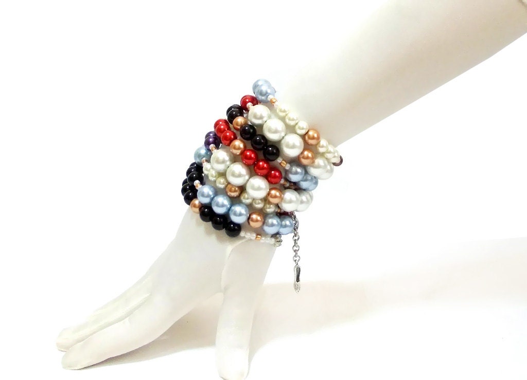 Beaded Wire Bracelet- Boho Bracelet- Colored- Stacked Bracelets- Glass Beads- Layered Bracelet- Charm Beaded Layered Bracelet- Artisan - CatsAndSheeps
