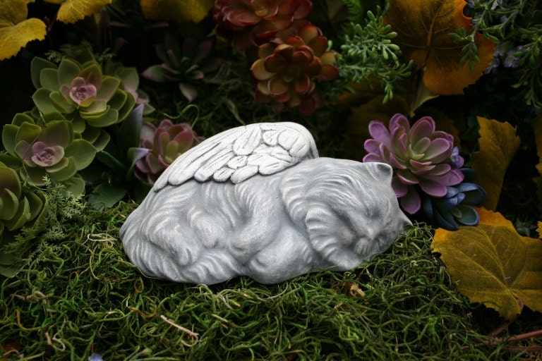 himalayan cat statue