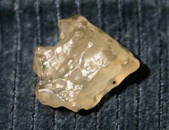 Libyan Gold Tektite Yellow Desert Glass from by PriyaInspirations