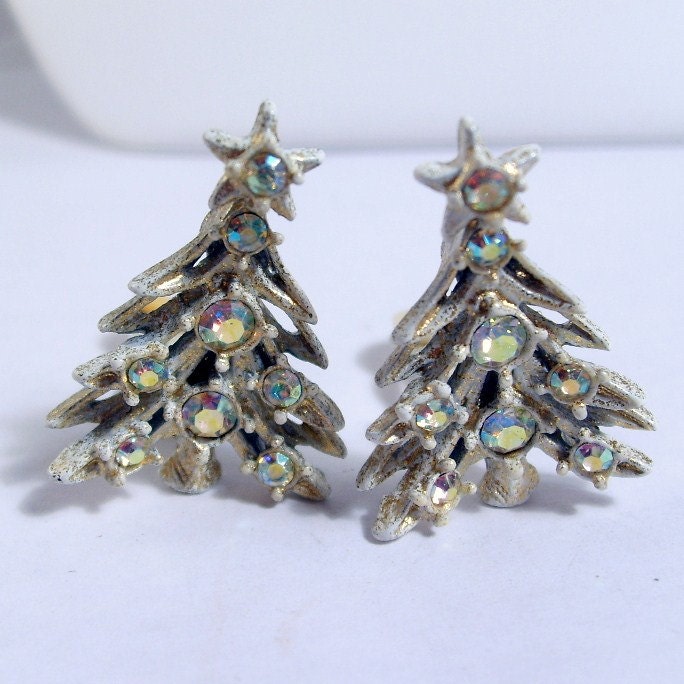 antique vintage white enamel on metal christmas tree by antique vintage white enamel on metal christmas tree by