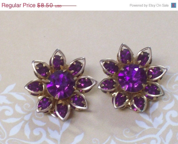 Vintage Clip on Earrings Gold Tone Flower with Amethyst Purple Color Rhinestones
