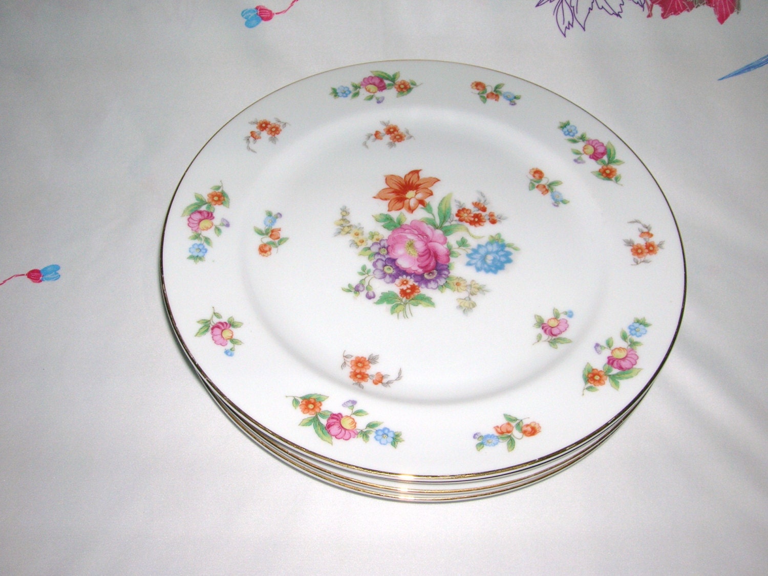 Items similar to Vintage Noritake Made In Occupied Japan Dinner Plate