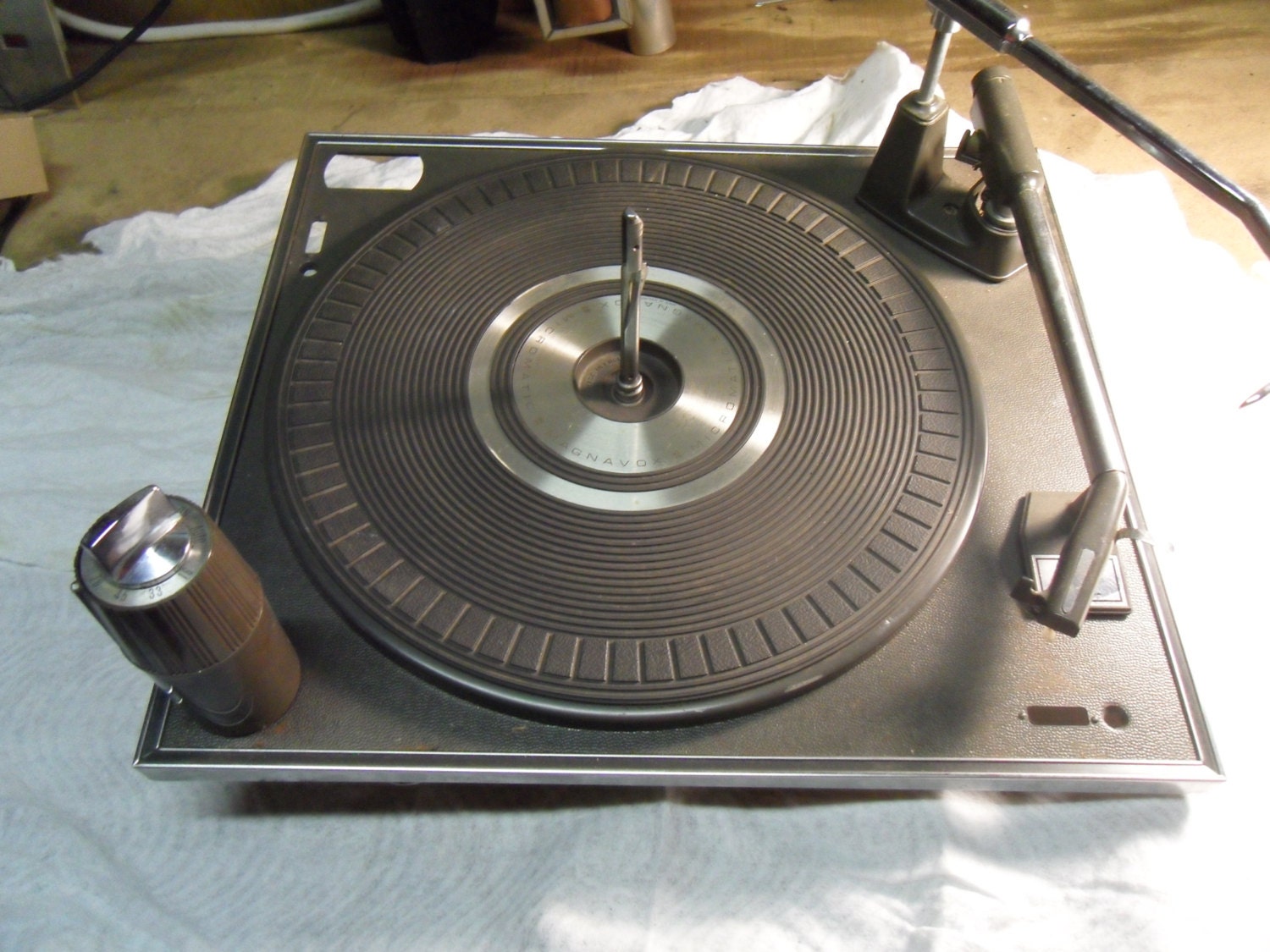 Vintage Restored Magnavox MicroMatic Turntable by nashvillepicker