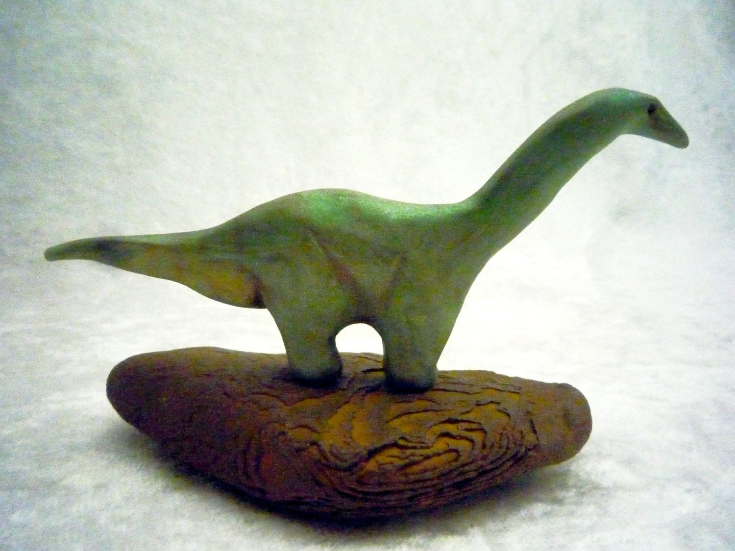 green dinosaur long neck