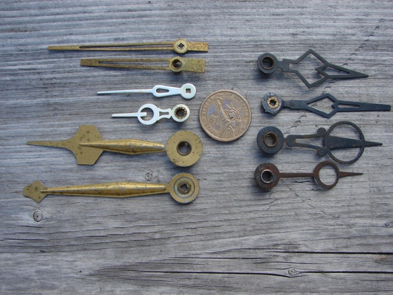 SET of 10 Vintage wall clock hands / Steampunk by Tiktaktuk
