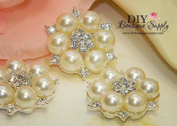 Beautiful Rhinestone Pearl Buttons Flatback Embellishment Flower