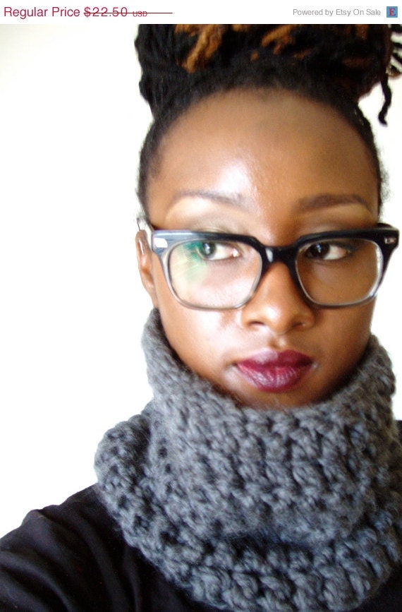 ON SALE Soho Unisex Grey Cozy Neckwarmer Cowl Infintiy Scarf - LaNomRahDesigns ON SALE Soho Unisex Grey Cozy Neckwarmer Cowl Infintiy Scarf - LaNomRahDesigns