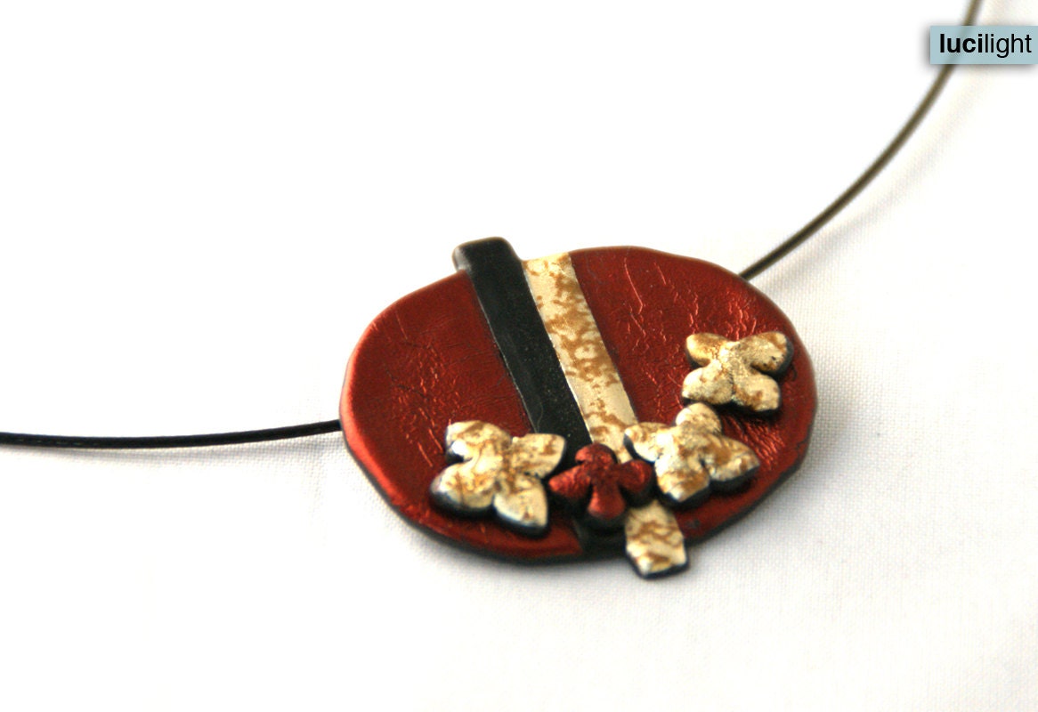 Necklace with handmade pendant with flowers in gold, black and red - lucilight