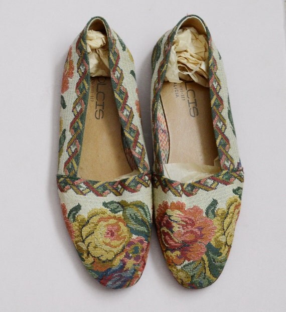 1990s Tapestry Loafers Shoes Flats Floral Rose by LaMeowVintage