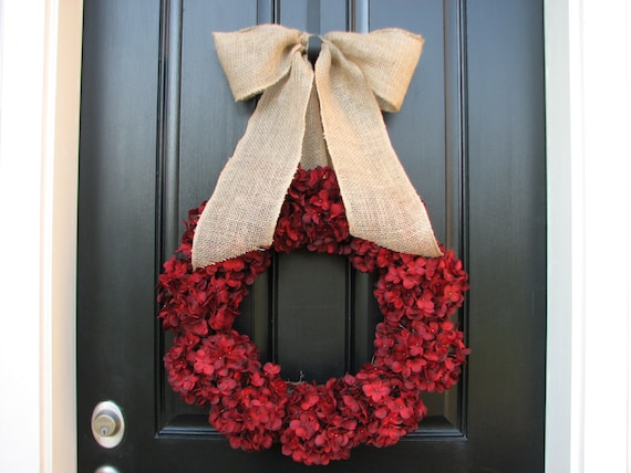 Red Hydrangea Wreath | twoinspireyou | Pinterest Picks - Fall Wreaths