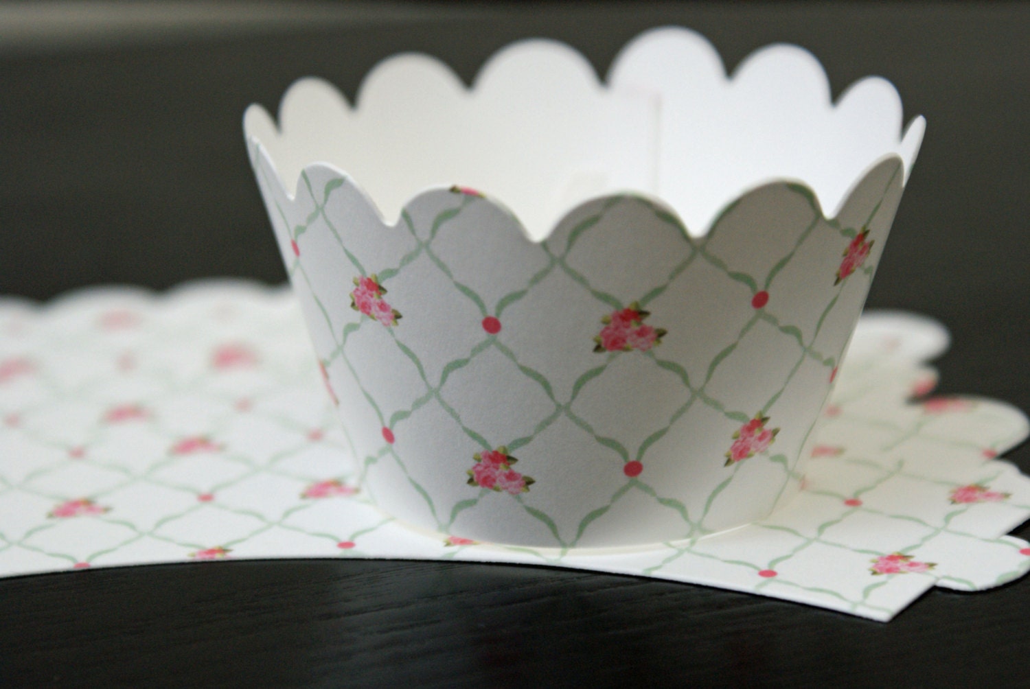 Set of 12 Shabby chic rose lattice cupcake wrappers Il_570xn