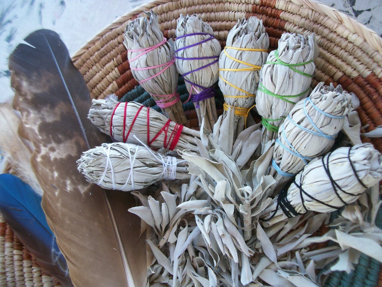WHITE SAGE SMUDGE Stick *The Torch* 4.5" Gift Wrap Color Chart & Instructions Sage Wand Sacred Ritual Cleanse Purify Aura Home Color Choice