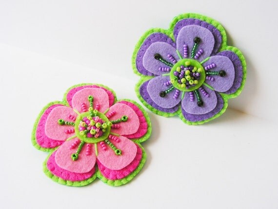 Felt Flower Brooch Bead embroidery Brooch Pink by MisPearlBerry