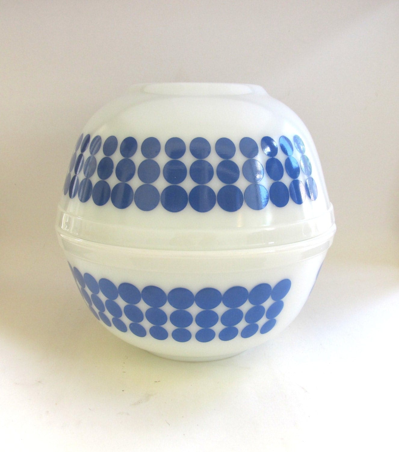 Pyrex New Dots Blue 2 QT Polka Dot Mixing Bowls 403