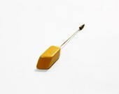 1930s bakelite cloche pin butterscotch yellow jabot cloche cravat geometric - crackerjaxshop 1930s bakelite cloche pin butterscotch yellow jabot cloche cravat geometric - crackerjaxshop