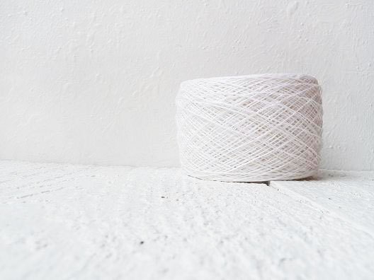 Snow  white Laceweight Linen yarn - white linen thread # 101 - YarnStories