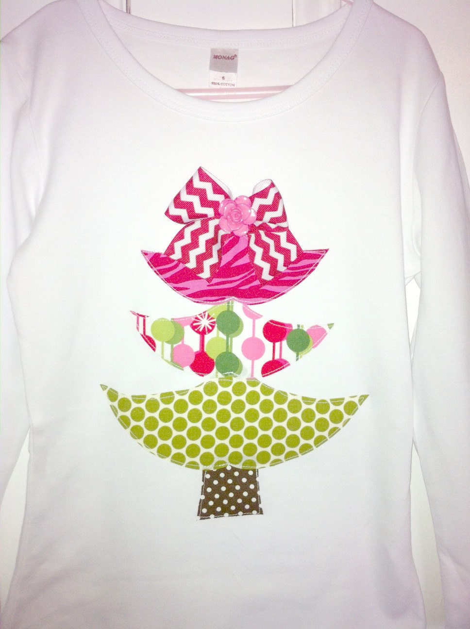 pink christmas tree shirt